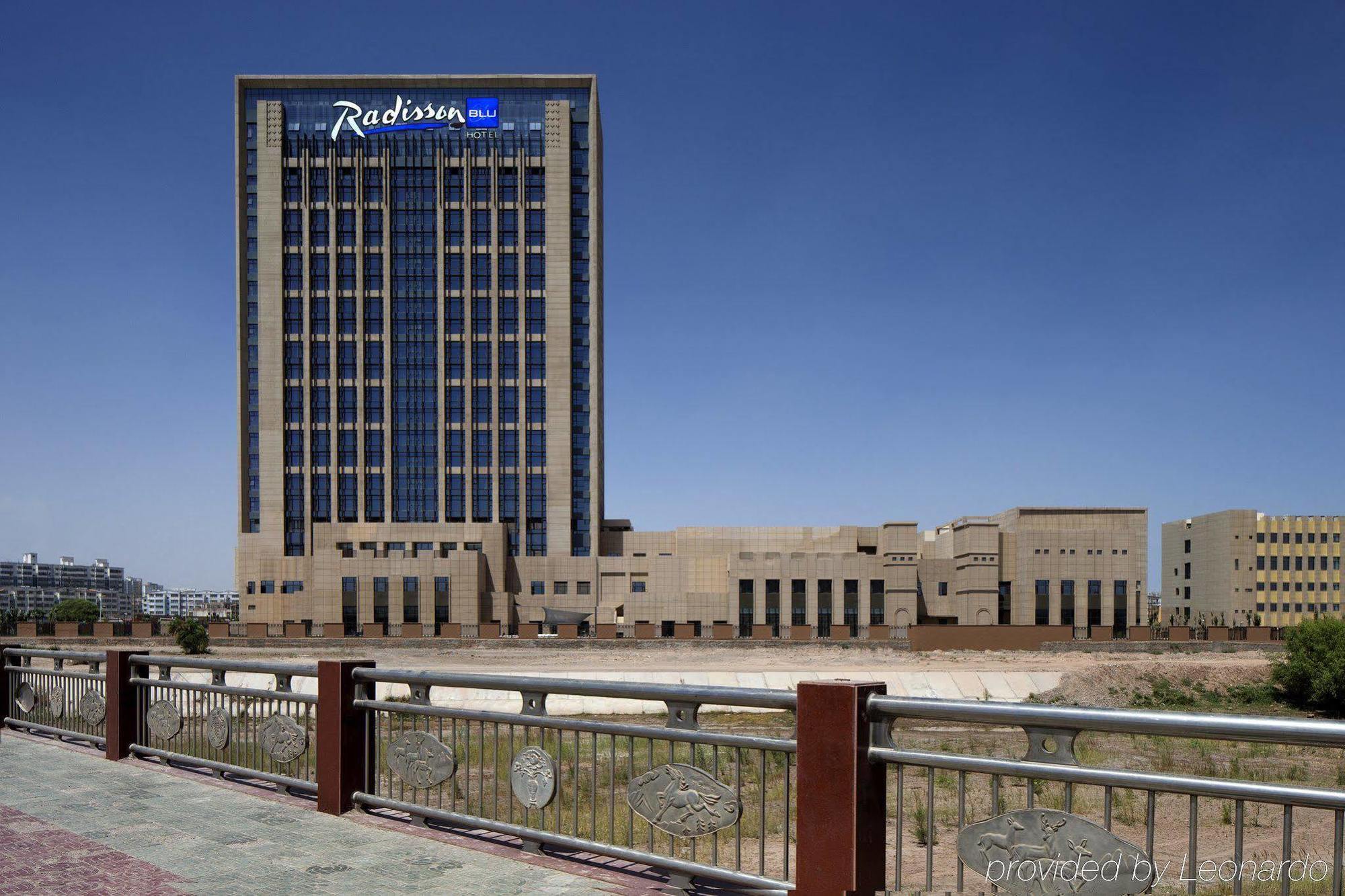 Radisson Blu Hotel Кашгар Экстерьер фото