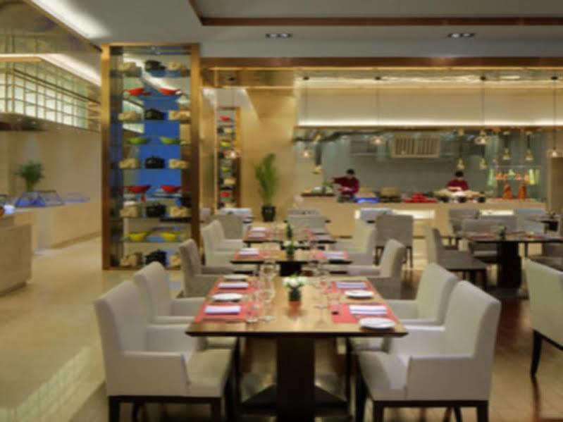 Radisson Blu Hotel Кашгар Экстерьер фото